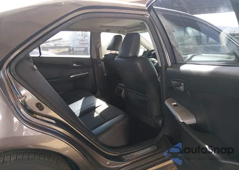 2014 Toyota Camry Se Sport z USA, uszkodzony, nr VIN 4T1BF1FK2EU371856